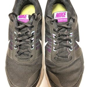 Nike Relentless Size 8